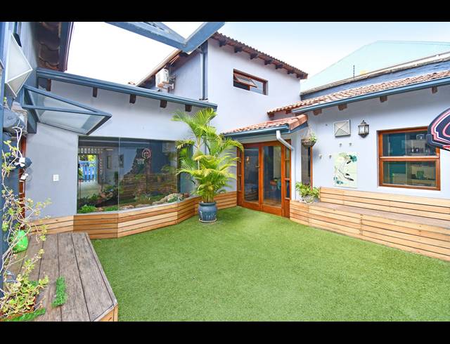 4 BEDROOM HOUSE FOR SALE IN CRAIGHALL PARK